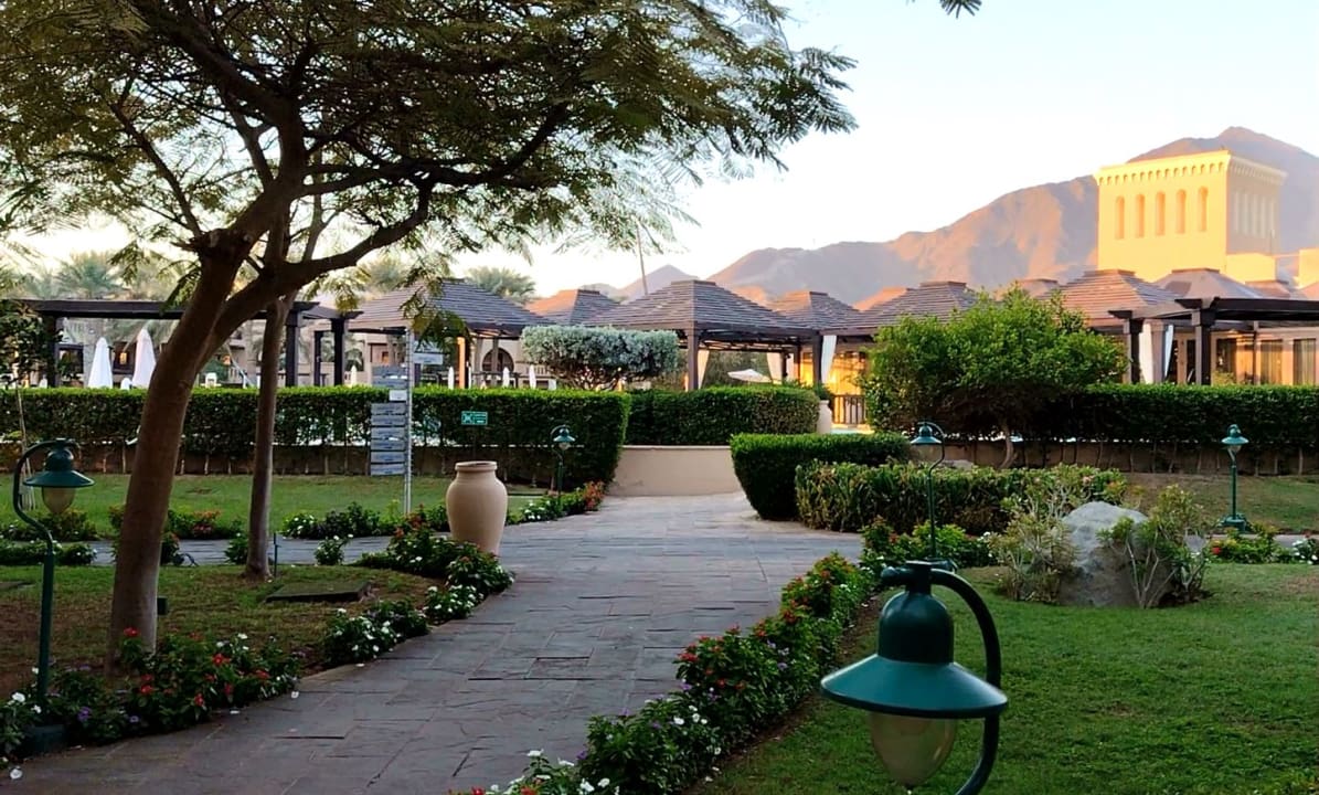 Gartenanlage Miramar Al Aqah Beach Resort