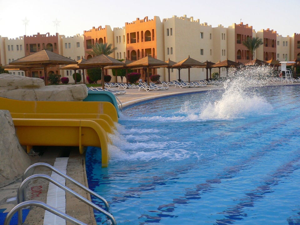 SUNRISE Select Royal Makadi Resort SUNRISE Royal Makadi Resort