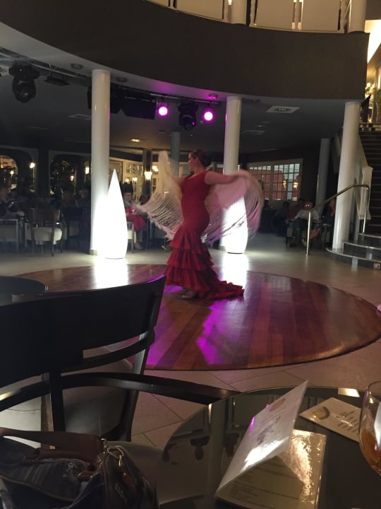 Abendveranstaltung Flamencotänzerin Adrián Hoteles Colón Guanahaní - Adults only