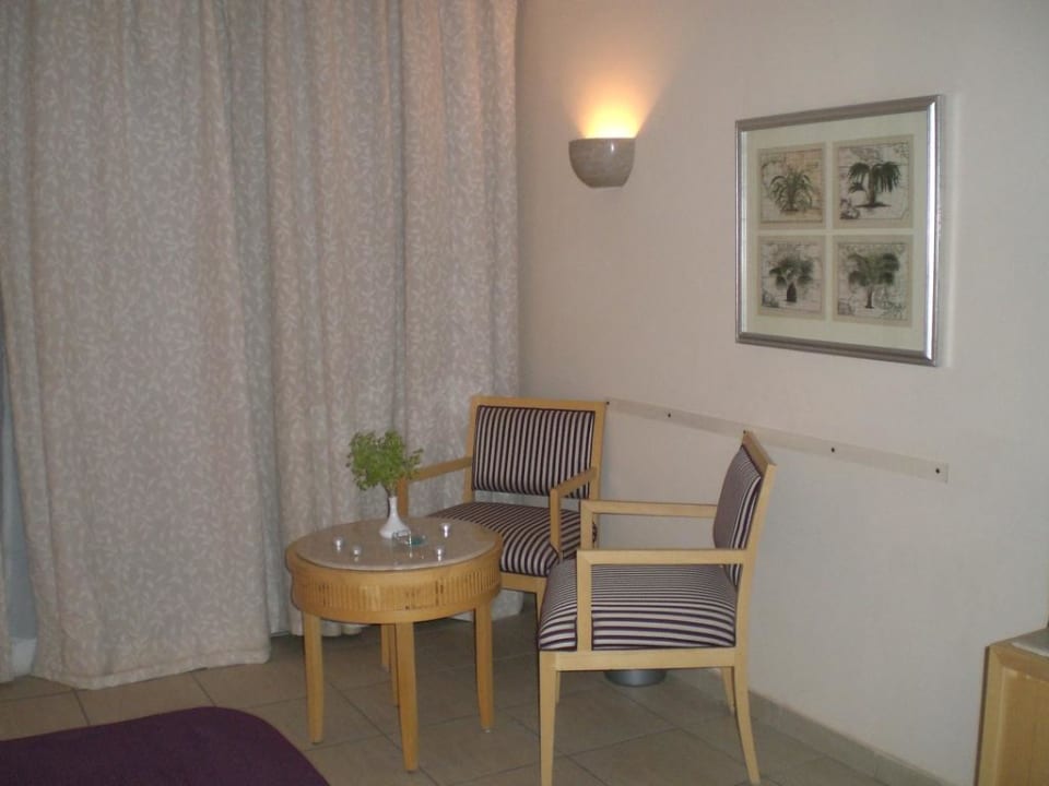 Kleine Sitzecke Hotel JAZ Makadi Star & Spa