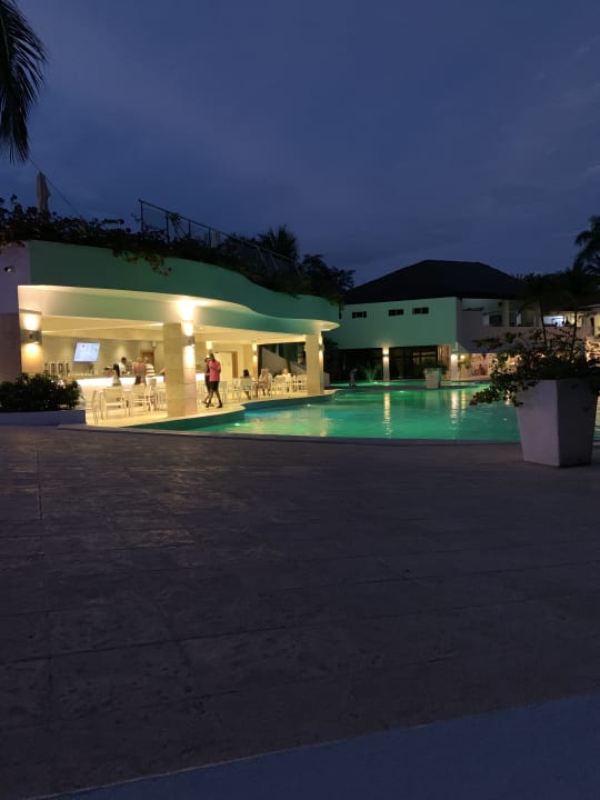 Pool Viva Heavens by Wyndham - All Inclusive Resort