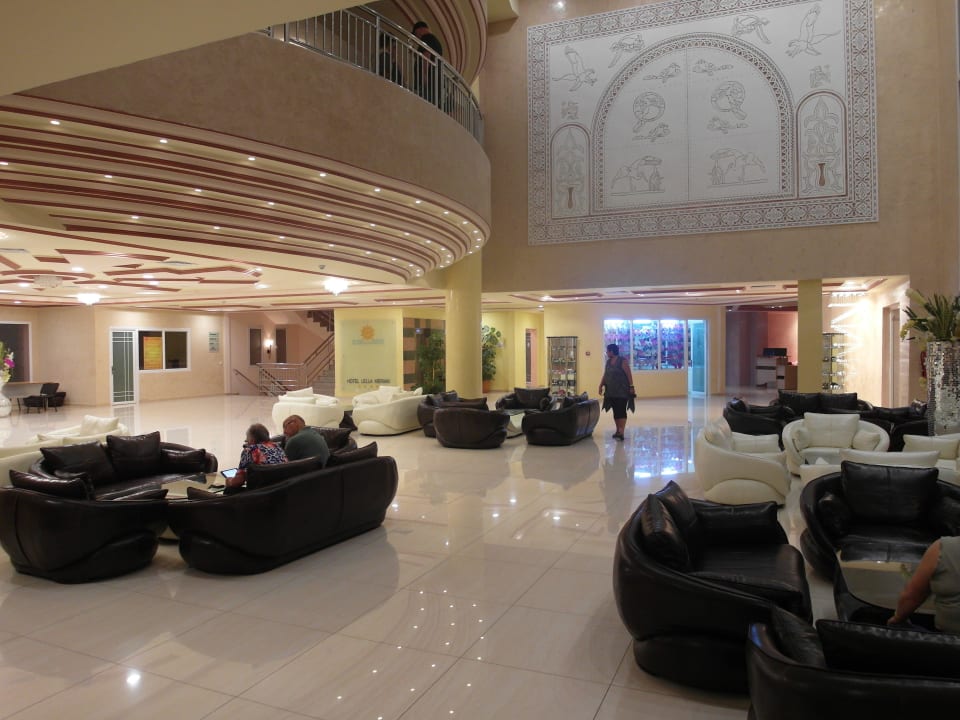 Lobby Lella Meriam Hotel & Club