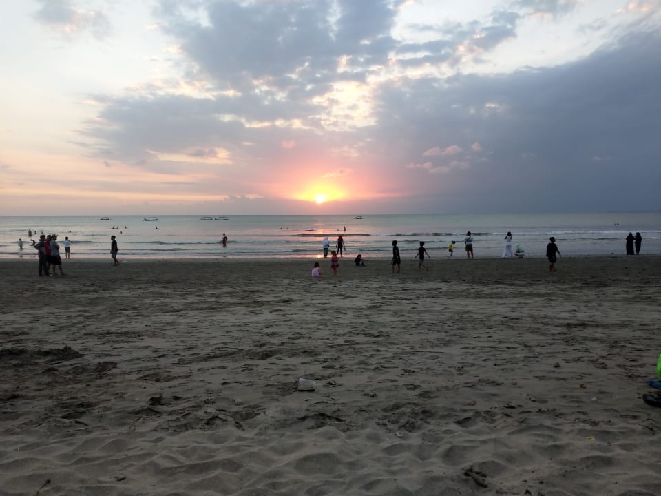 Strand Hotel Melasti Beach Bungalows & Spa - Kuta