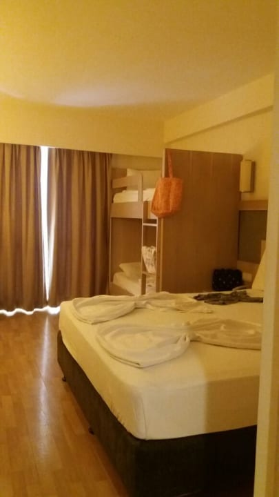 Zimmer Side Breeze Hotel
