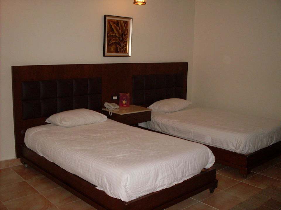 Betten im 400er Block Pickalbatros Alf Leila Wa Leila Resort - Neverland Hurghada