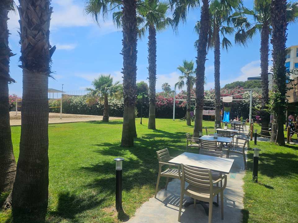 Gastro Hotel Royal Garden Beach