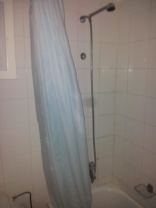 Badewanne alt und schmuddelig Pallini Beach Hotel