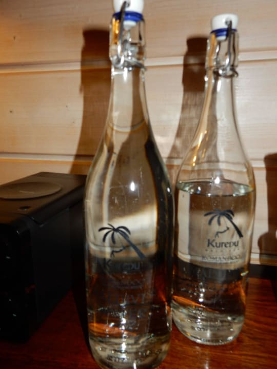 Inseleigenes Wasser, wird dort hergestellt Kuredu Island Resort & Spa