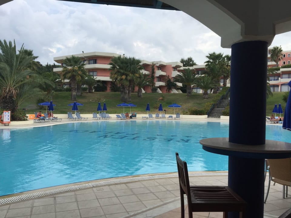 Große Poloanlage Kresten Palace Hotel