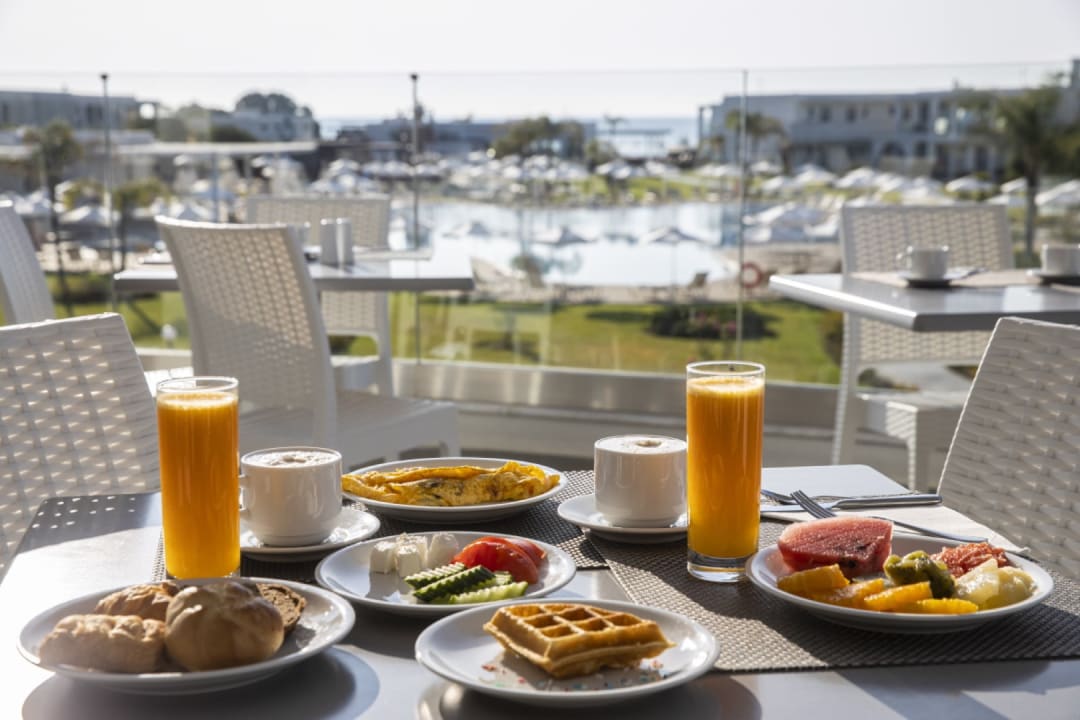 Gastro Asterias Beach Resort