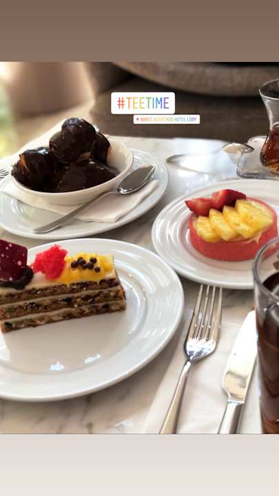 Gastro Acanthus Cennet Barut Collection