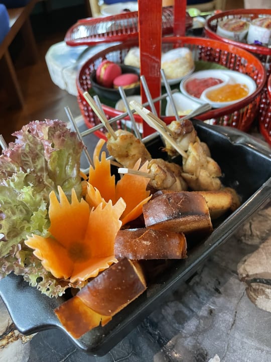 Gastro Amatara Welleisure Resort