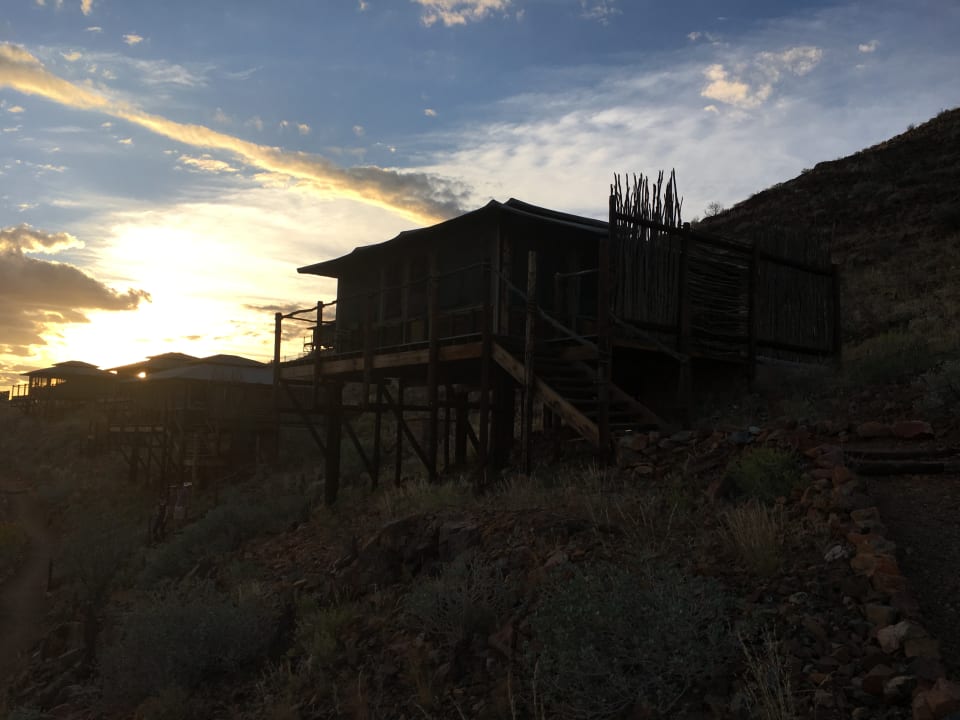 Außenansicht Tented Moon Mountain Lodge