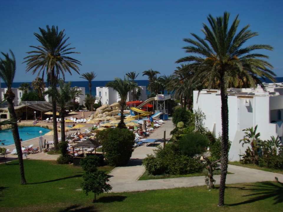 Widok z pokoju  Ruspina Beach Resort