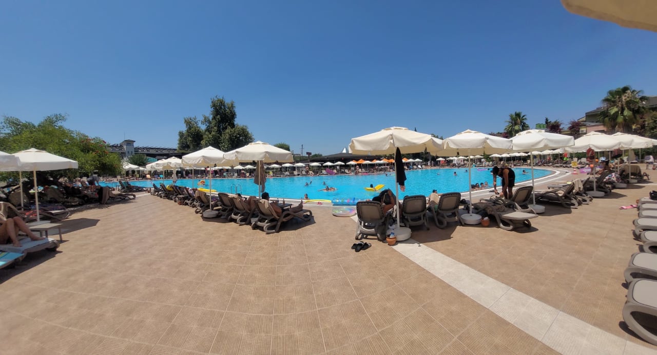 Pool VONRESORT Golden Beach