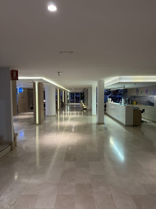 Lobby alltoura Club Hotel Akeah Broncemar