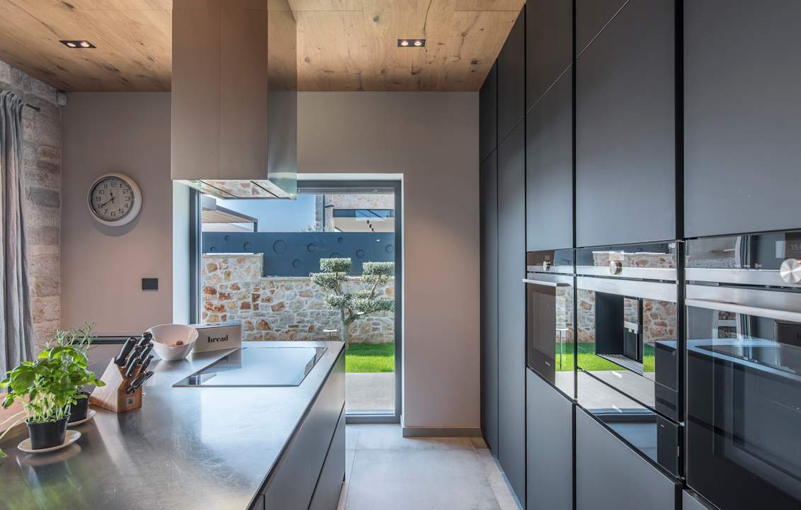 Zimmer Exclusive Living LUXURY ESTATE & VILLAS