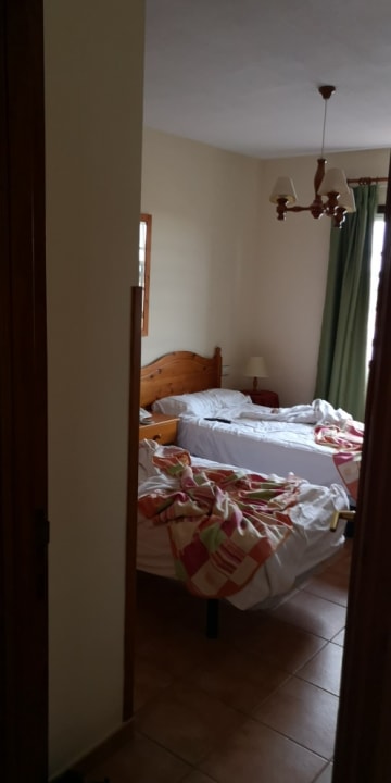 Zimmer Apartamentos Oasis San Antonio