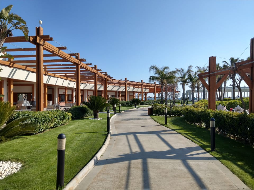 Gartenanlage Hotel Baia Lara