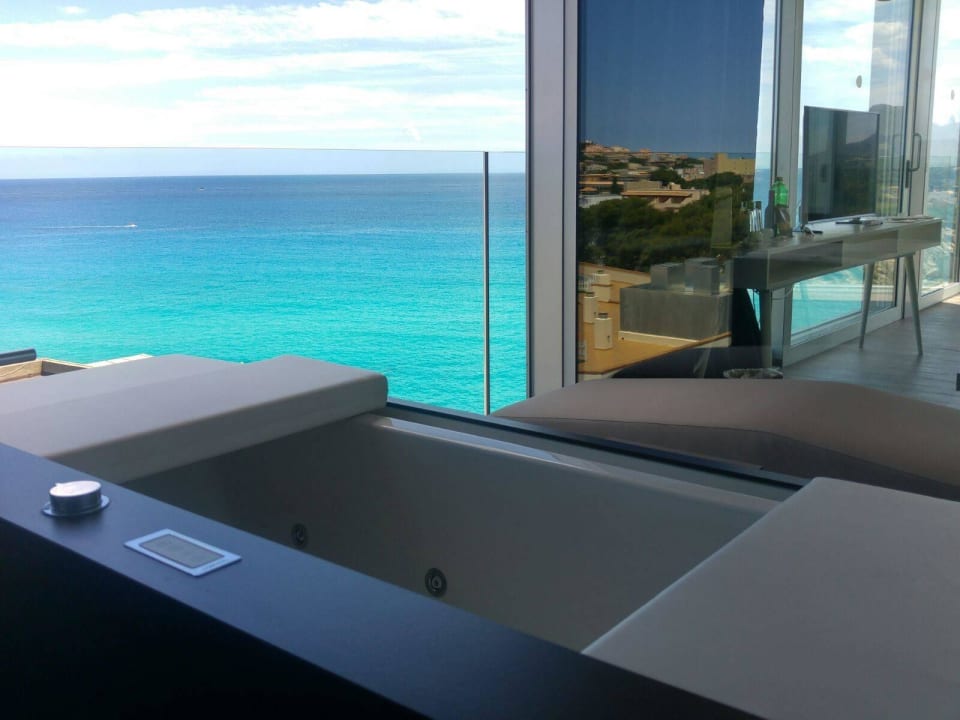 Crystal-Suite Balkon mit Whirlpool  Son Moll Sentits Hotel & Spa