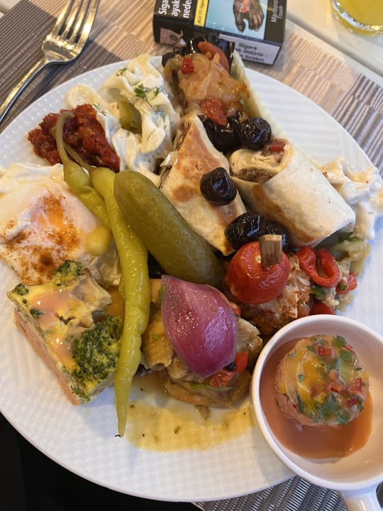 Gastro The Sense Deluxe Hotel