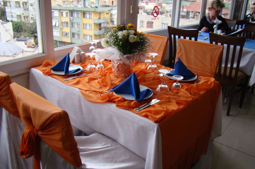 Geburtstagstisch Hotel Aslan City Kleopatra