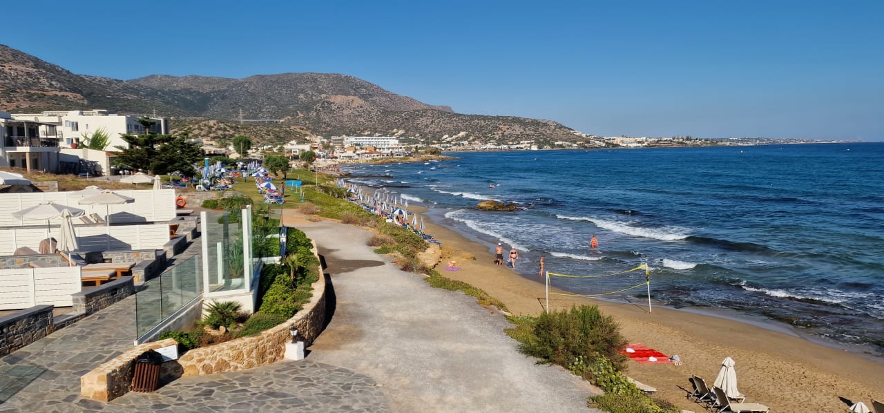 Strand Alexander Beach Hotel & Village Resort