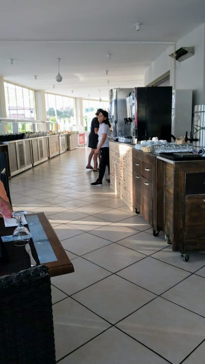 Gastro Ramada Residences By Wyndham Bozbuk