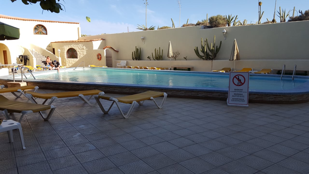 Pool Playa Surf CBbC Hotel