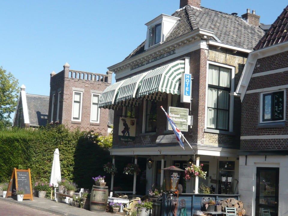 Eingang und Terrasse Guest House De Greate Pier