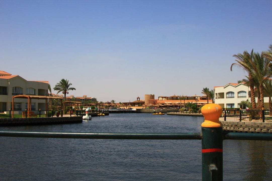 Blick auf das Castello Pickalbatros Dana Beach Resort - Hurghada