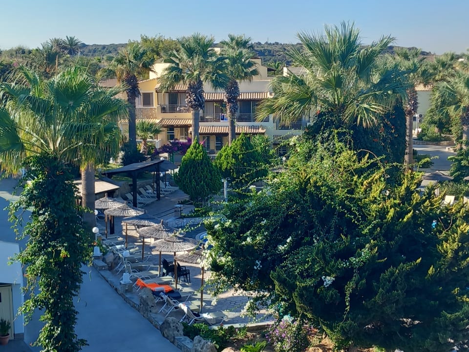 Außenansicht Hotel Kouros Palace