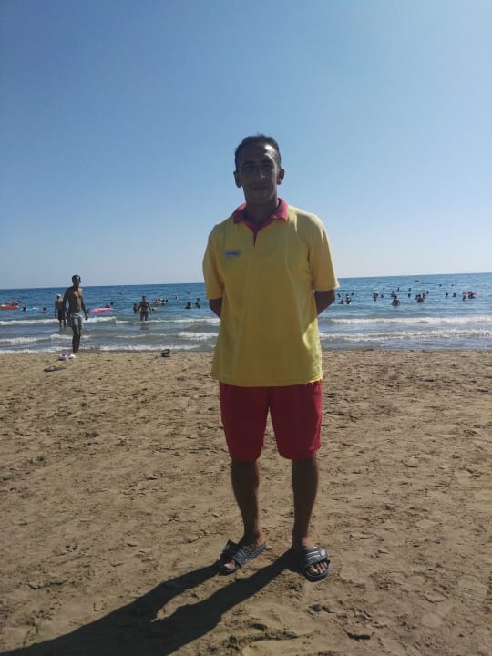 Der beste Mann am Strand - hatte alles im Griff Port Side Resort Hotel