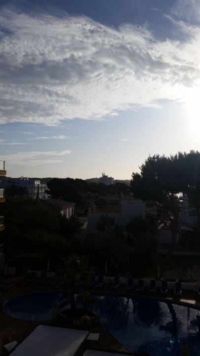 Am Morgen  Hotel Clumba