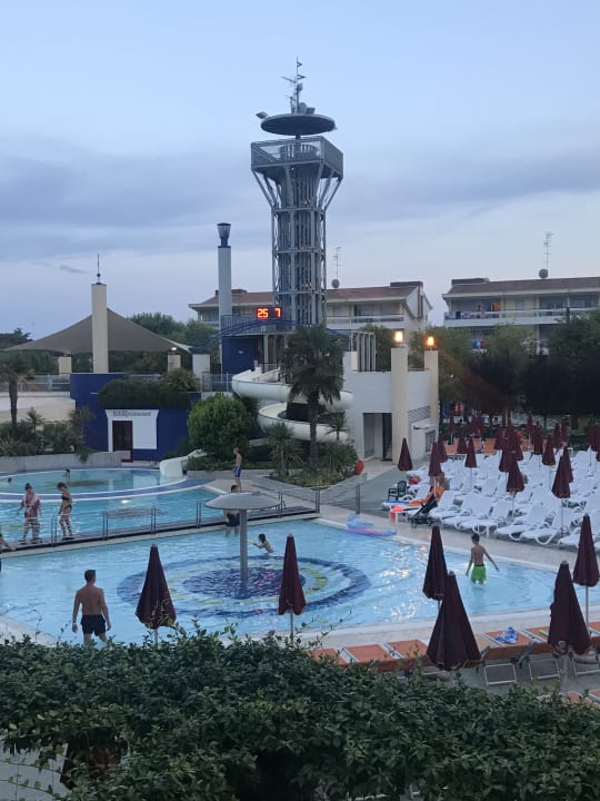 "Blick Abends Auf Den Pool..." Villaggio & Aparthotel Planetarium ...