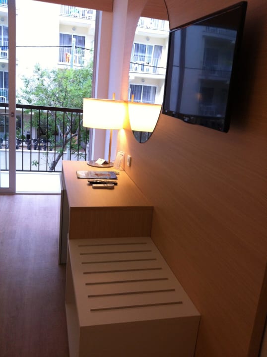 Flachbild-TV JS Palma Stay