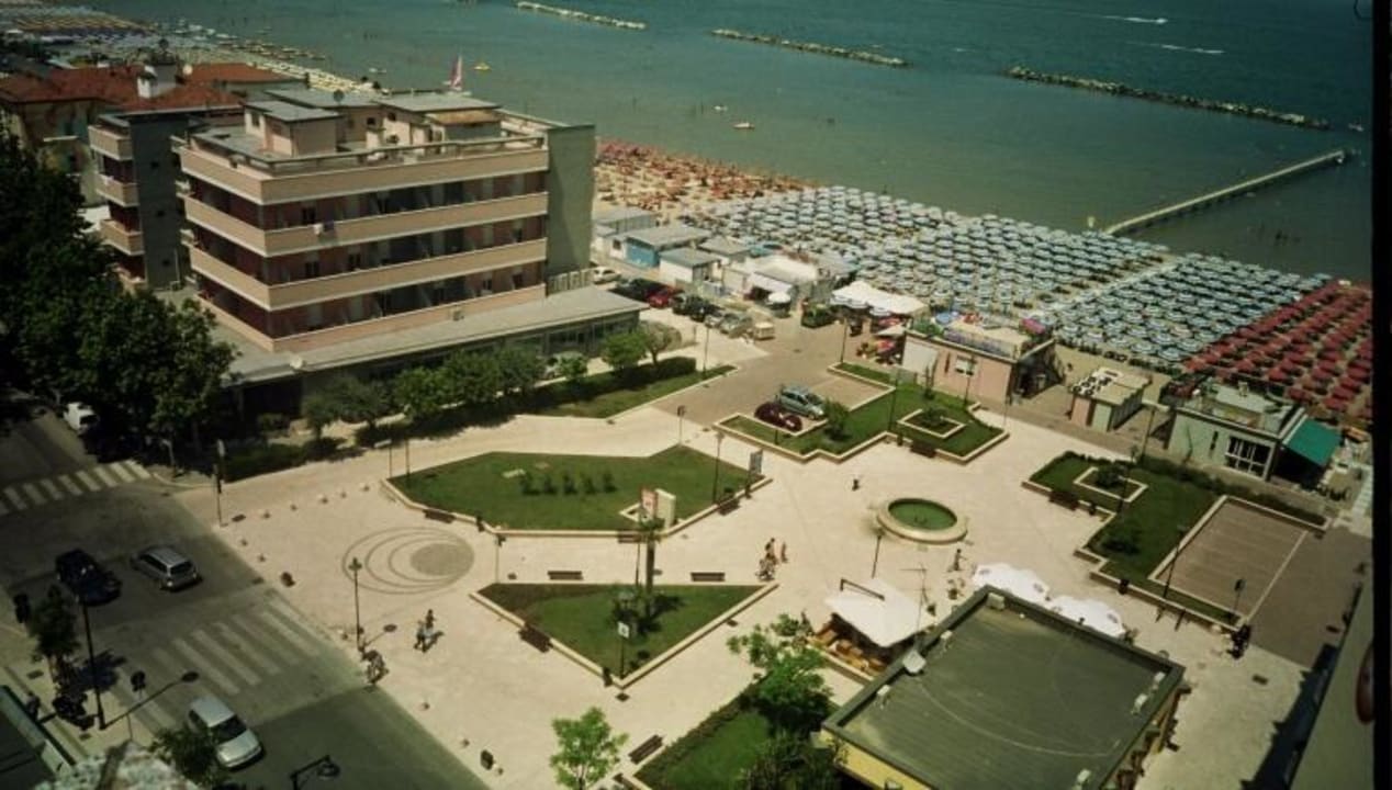 Aussicht vom Hotelzimmerbalkon Hotel Metropol