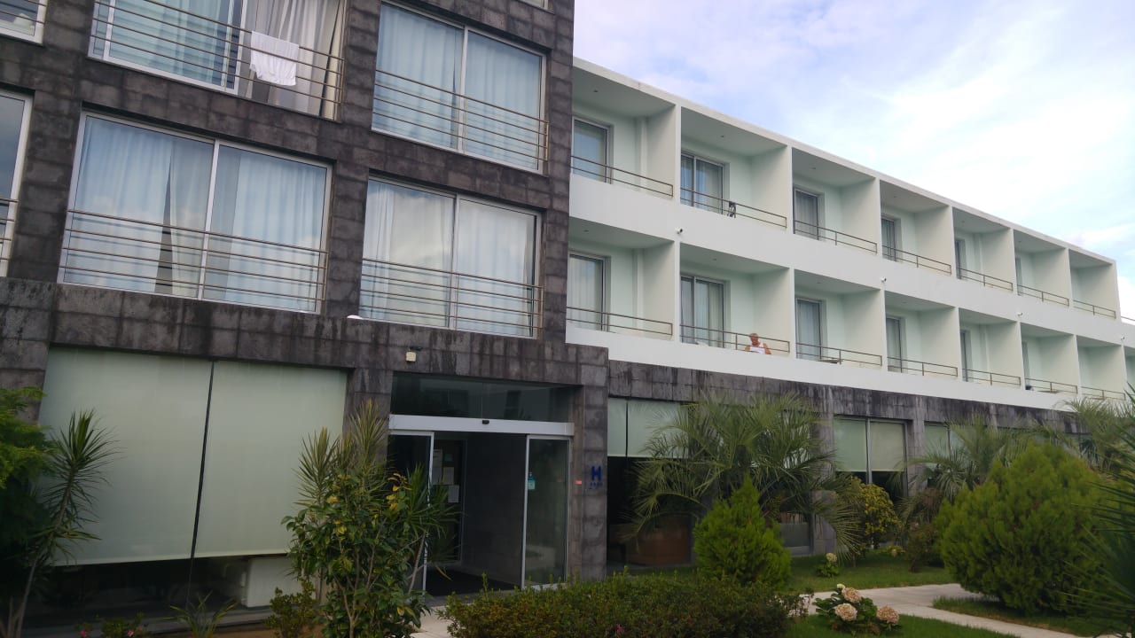Außenansicht Hotel Vale Do Navio