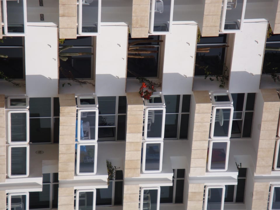 Auch vom Meer aus fotografiert Hotel Europalace