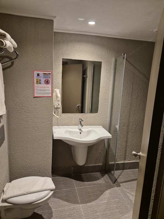 Zimmer Sun City Apartments