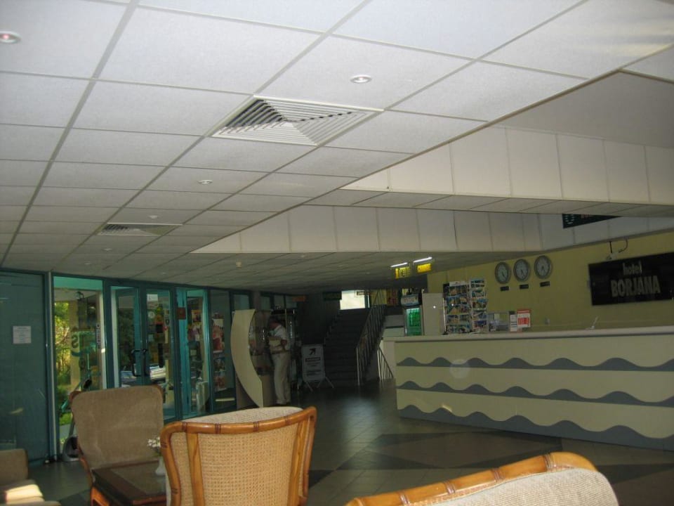 Hoteleingang Hotel Borjana