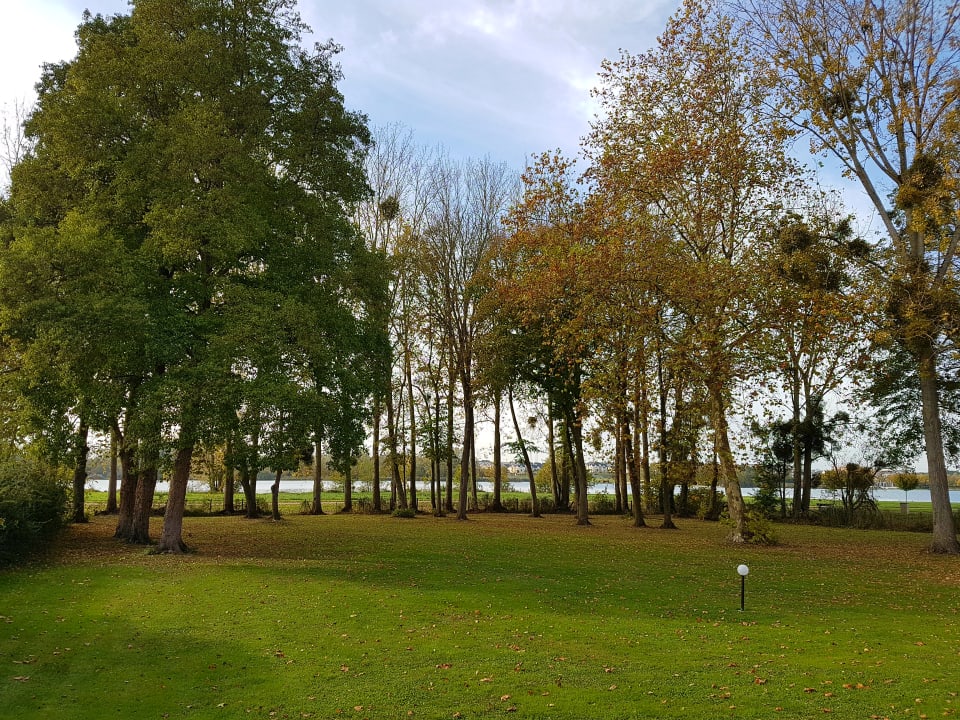 Ausblick Hotel Château De Lazenay - Résidence Hôtelière