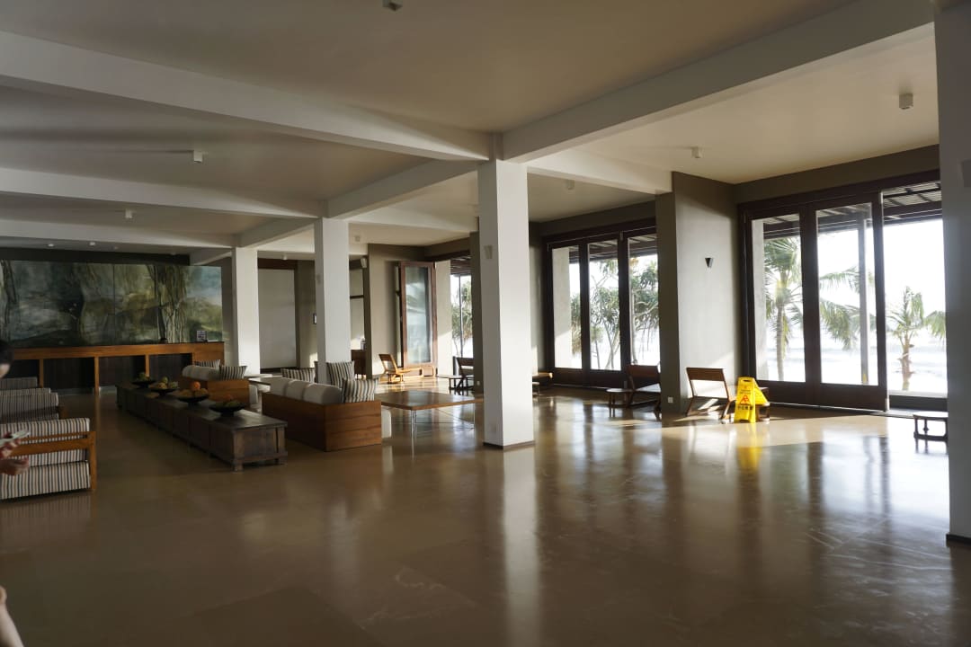 Lobby  Pandanus Beach Resort & Spa