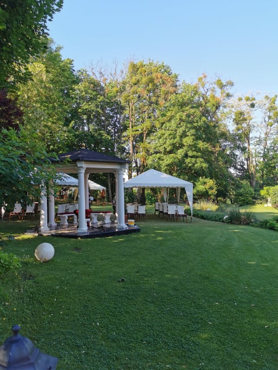 Gartenanlage The Lakeside Burghotel zu Strausberg