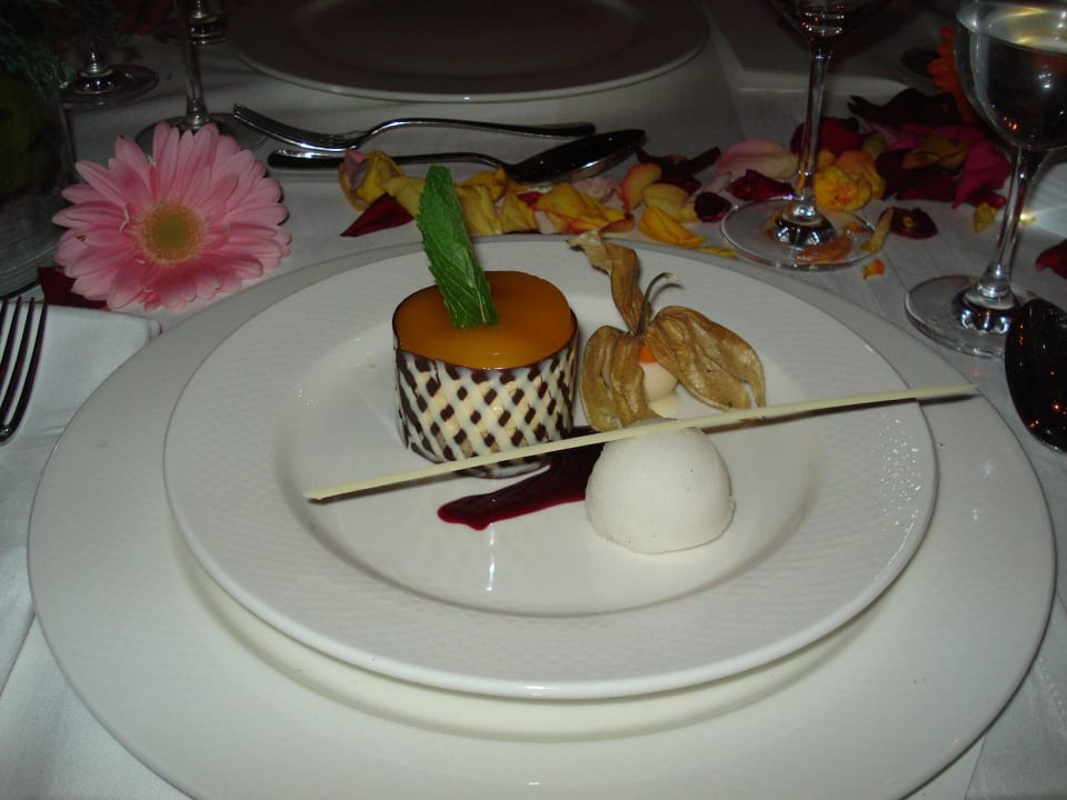 Das Dessert zum Silvester Gala-Menü Balmer See Hotel · Golf · Spa