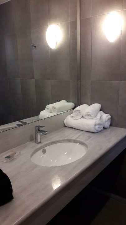 Zimmer Hotel Kakkos Bay