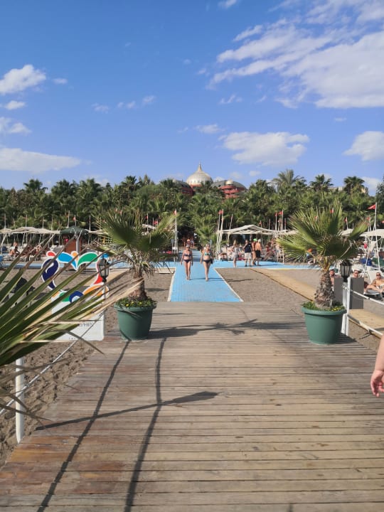 Strand Hotel Delphin Palace