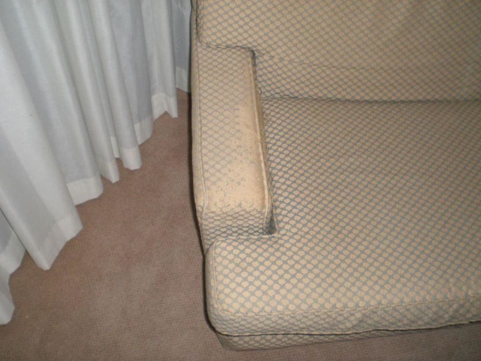 Abgewetze Armlehne The Westin Dragonara Resort