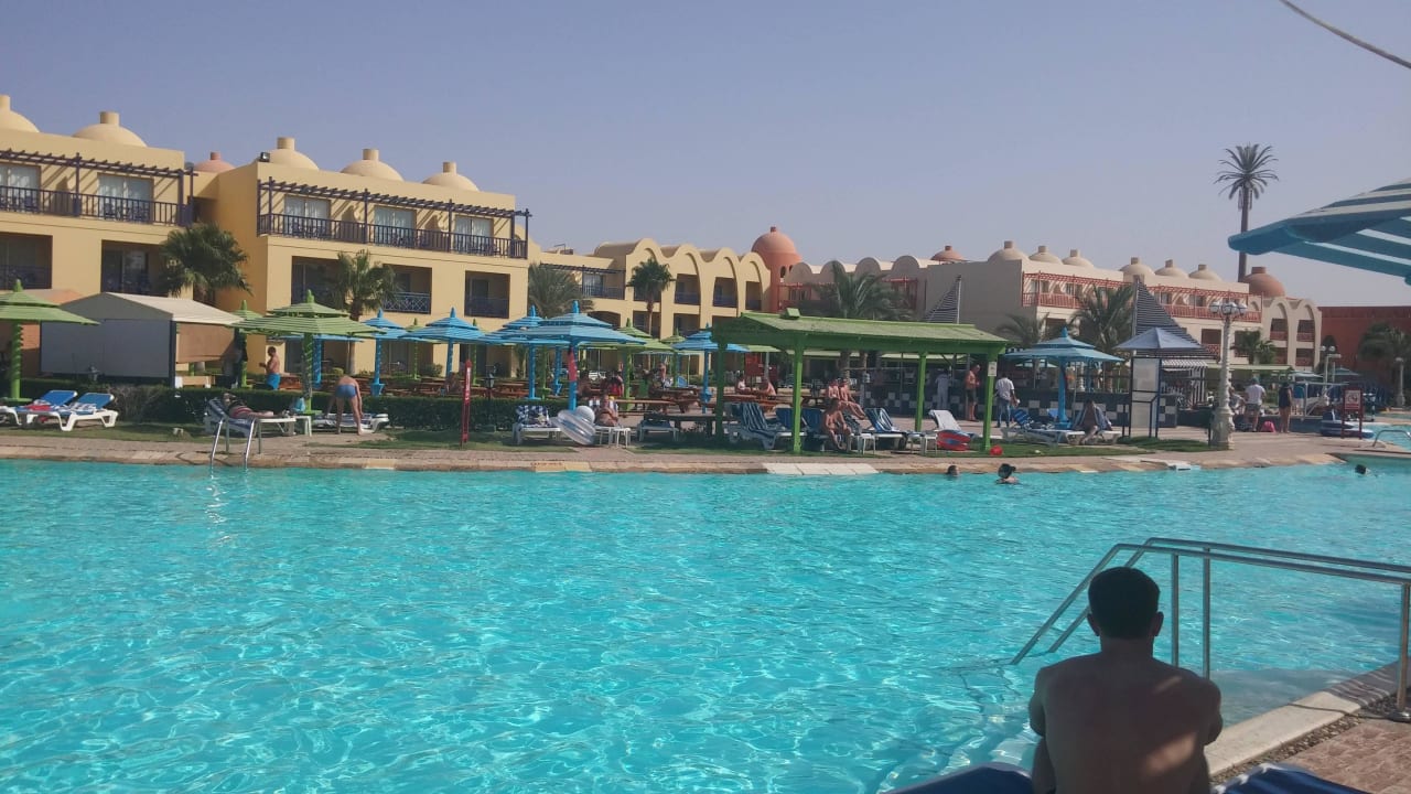 Pool Titanic Beach Spa & Aqua Park