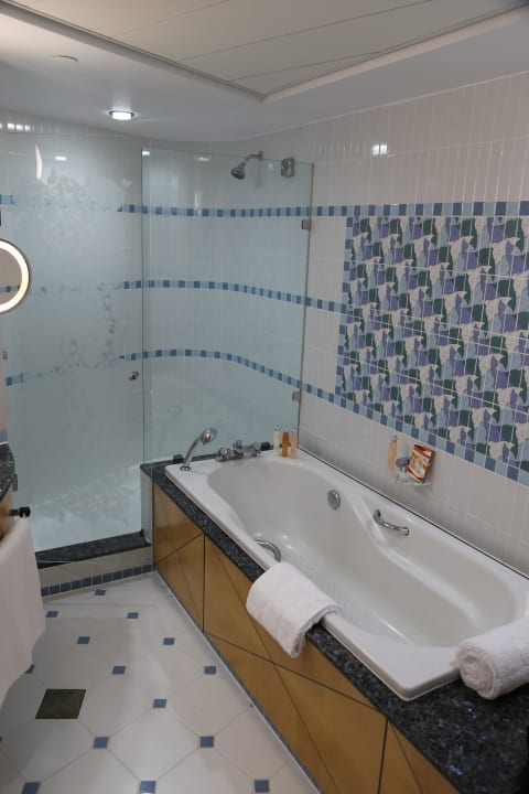 Bad Jumeirah Beach Hotel